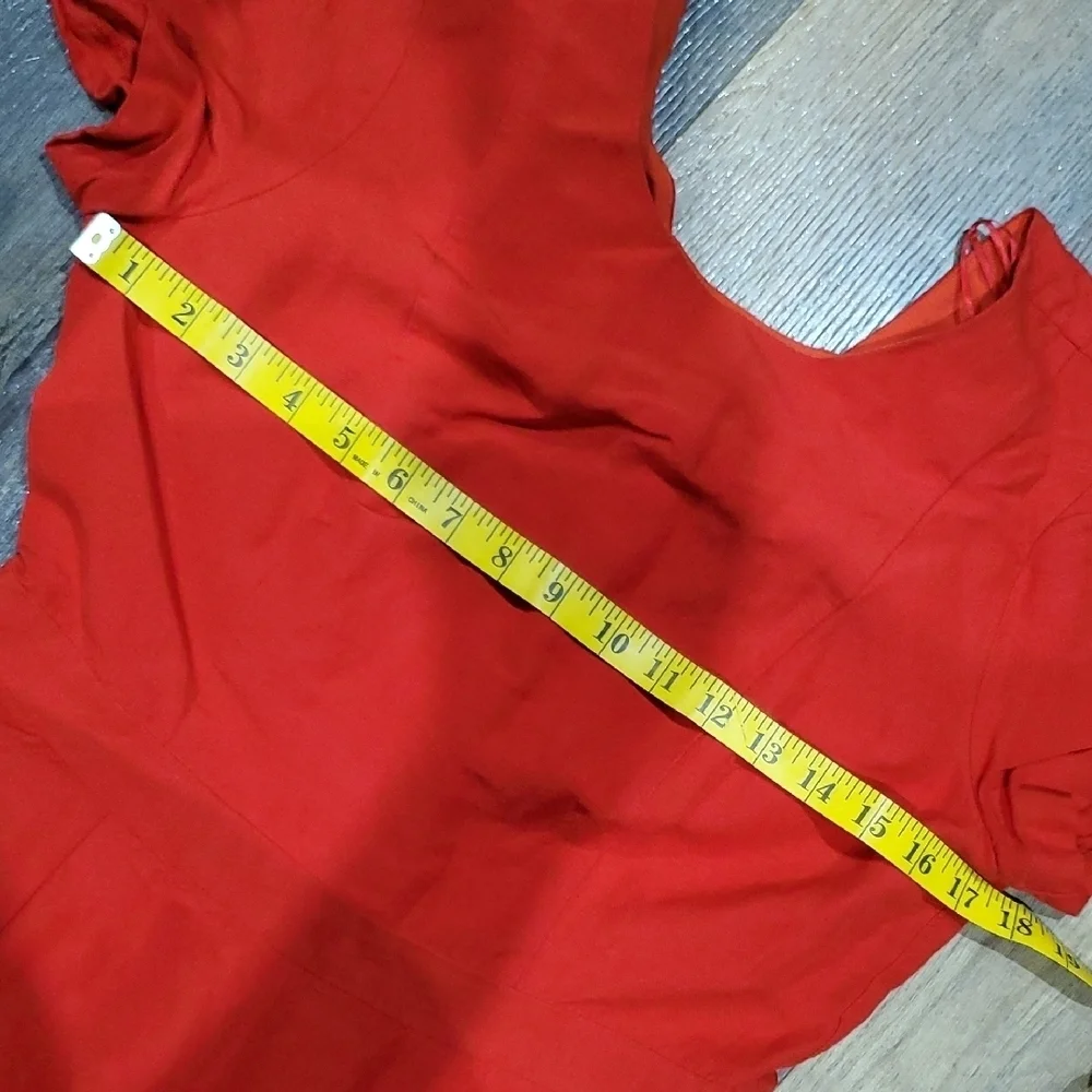 Banana Republic Red Romper Linen Blend Lightweight Short-Sleeved
